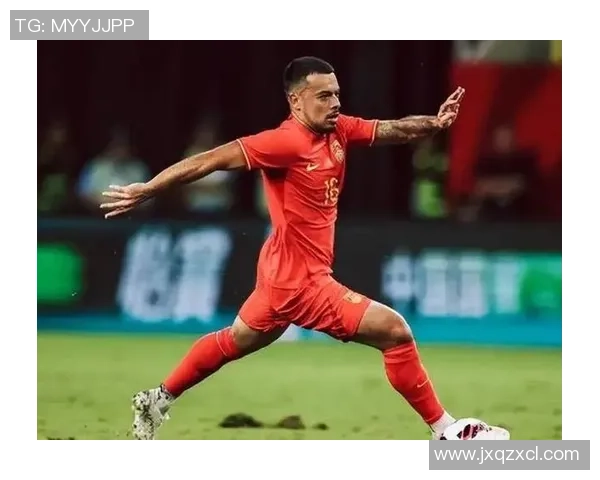 中国明星因足球明星青睐而备受瞩目引发热议与关注