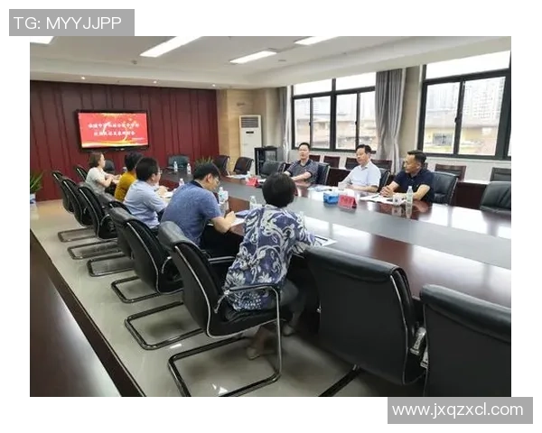 大连足球教练于飞的执教之路与球队发展探讨