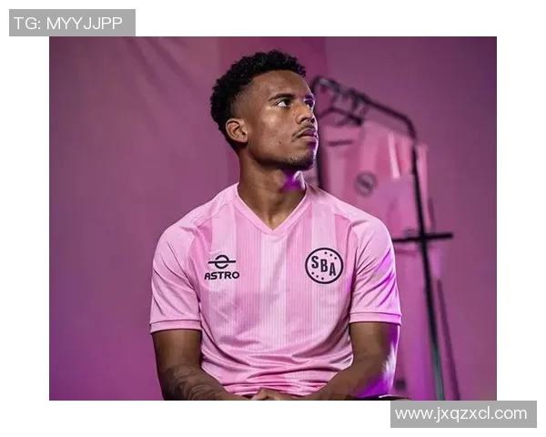 粉色足球球衣的魅力与时尚搭配指南让你在球场上成为焦点 粉色足球球衣的魅力与时尚搭配指南让你在球场上成为焦点